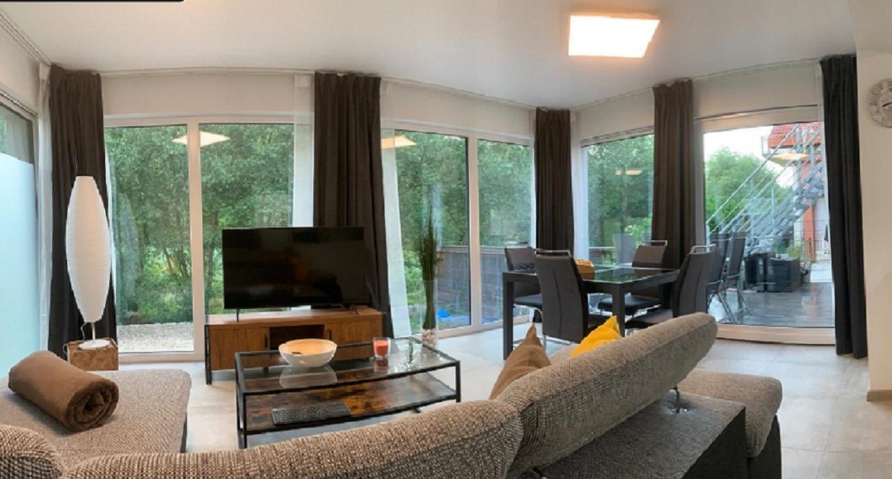 Firmen & Ferienwohnung Brecht 2 Waibstadt Eksteriør billede